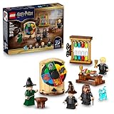 LEGO Harry Potter Schloss Hogwarts: Auswahlzeremonie mit dem Sprechenden Hut - Patronus, Hermine und Draco Malfo Minifiguren mit Zauberstäben, Spinnrad - Geschenk für Kinder ab 7 Jahren - 76460