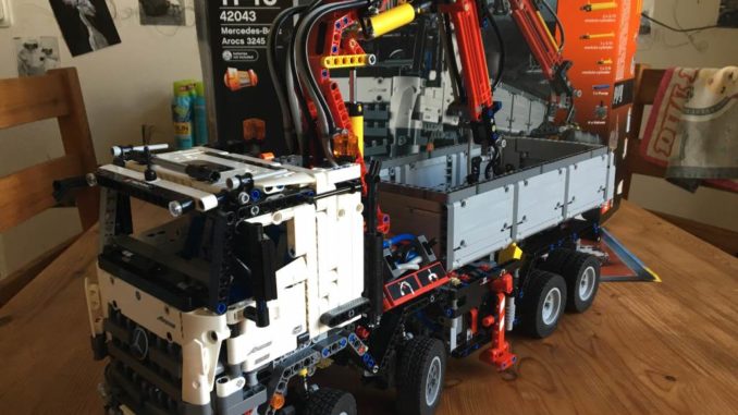 Lego Technic 42043 fertiges Modell