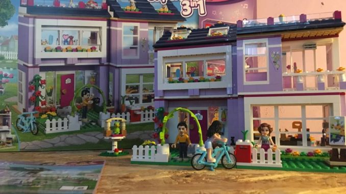 Lego Friends 41095 by brick-family.de